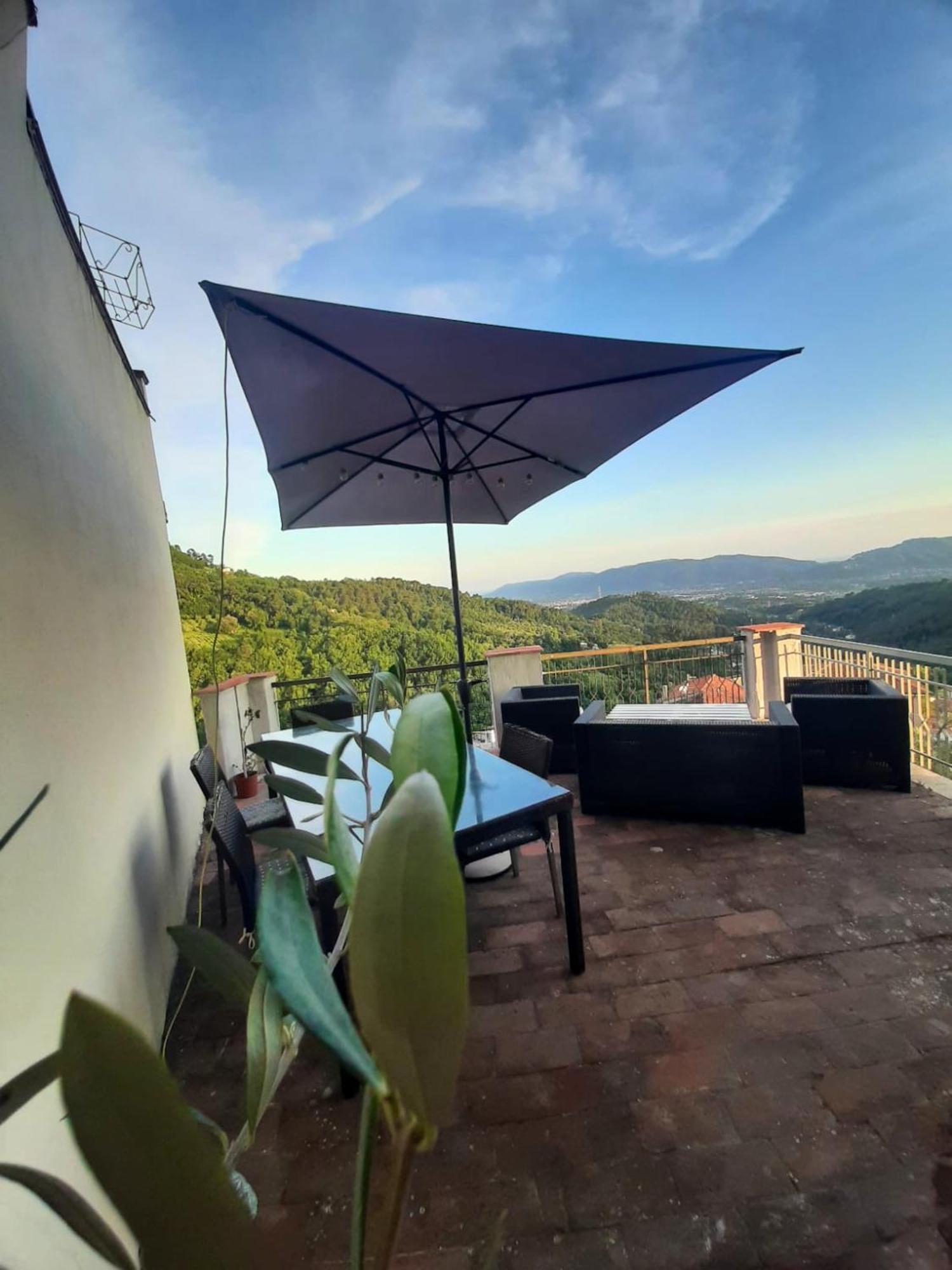 Comfortable Apartment With Sea View In Falcinello Esterno foto
