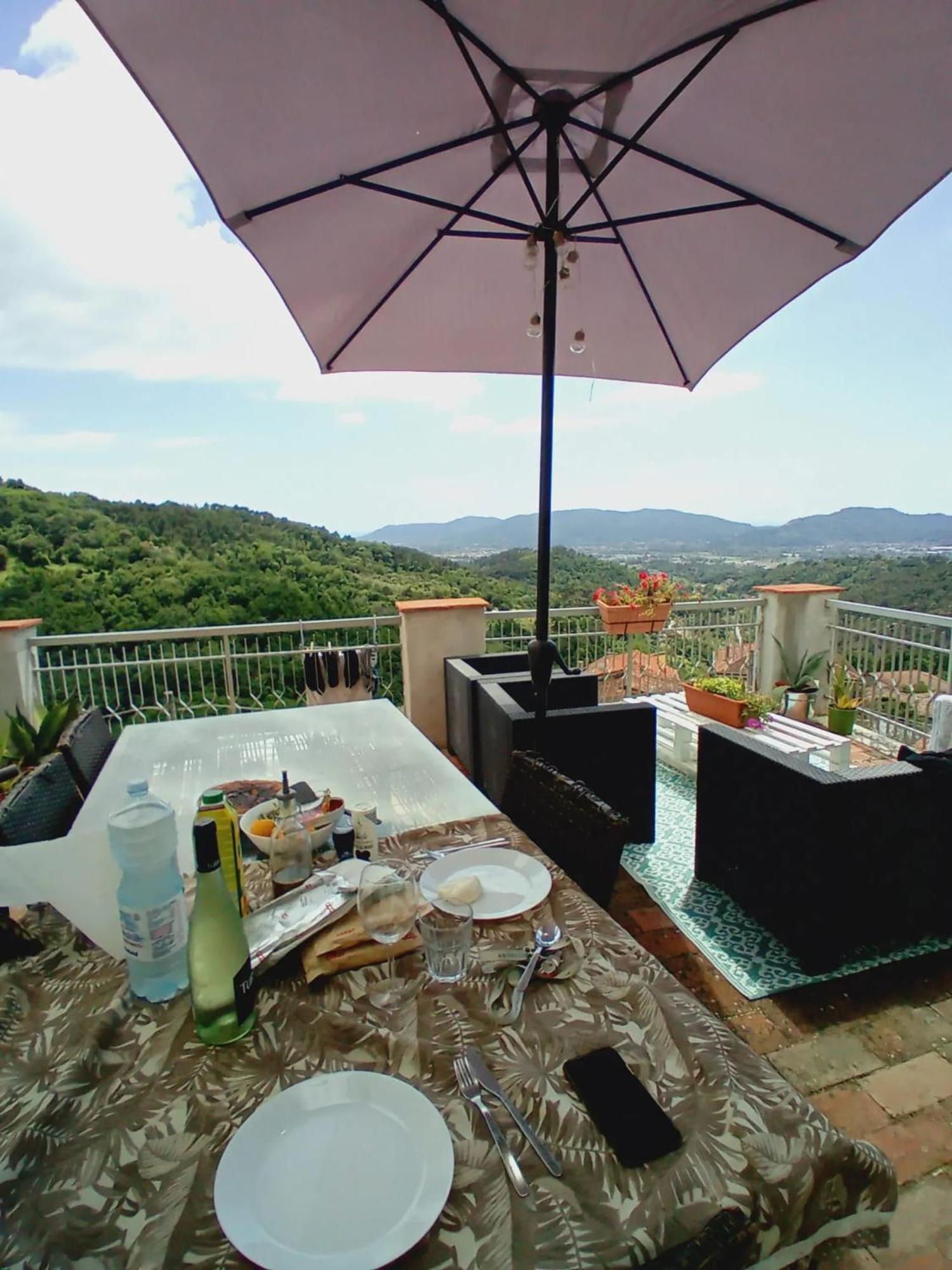 Comfortable Apartment With Sea View In Falcinello Esterno foto